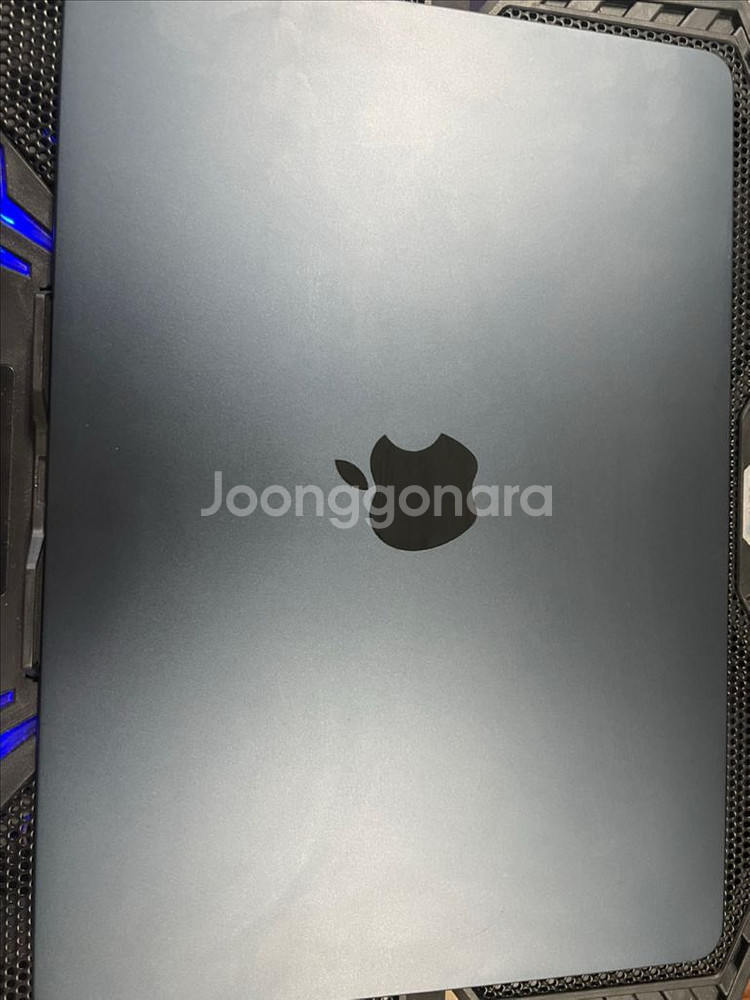 맥북에어13 m3 미드나이트 판매합니다 8gb 256g--1
