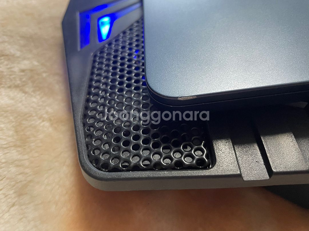 맥북에어13 m3 미드나이트 판매합니다 8gb 256g--5