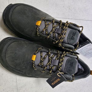 (새상품) 테바 TEVA 리바 하이킹슈즈 270 비브람