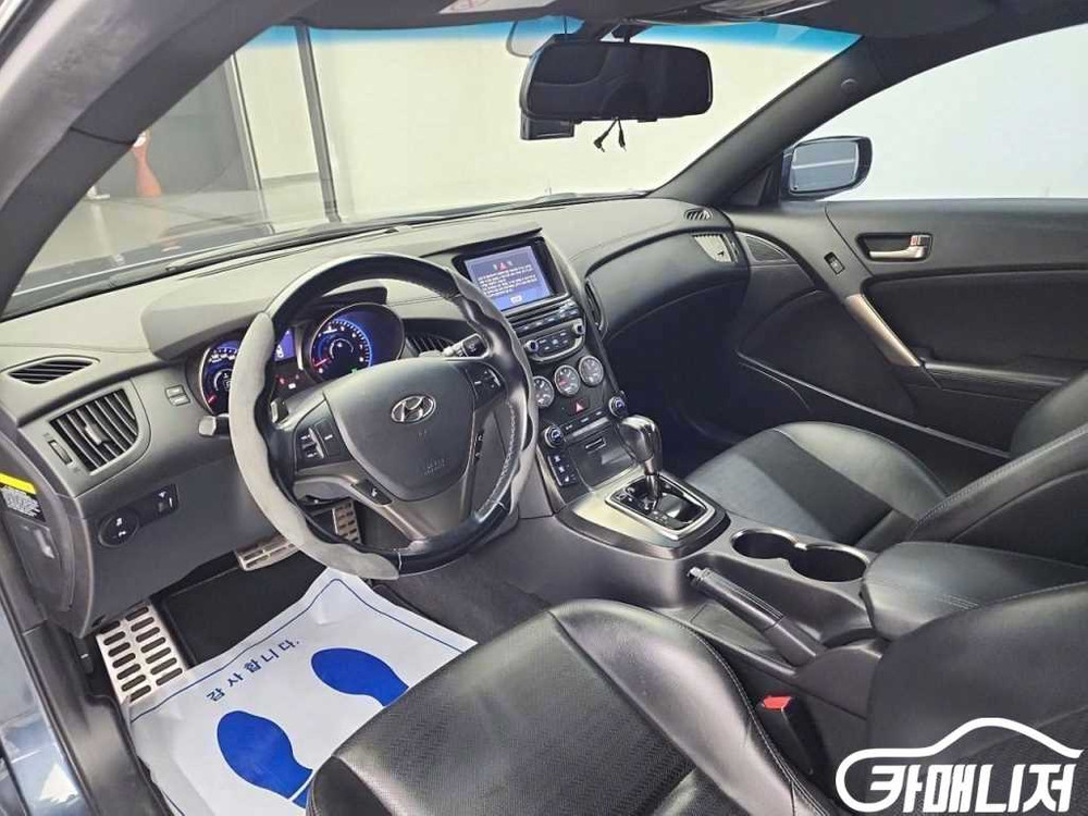 [현대]더뉴제네시스쿠페 380 GT-R (4인승) #앱 이미지