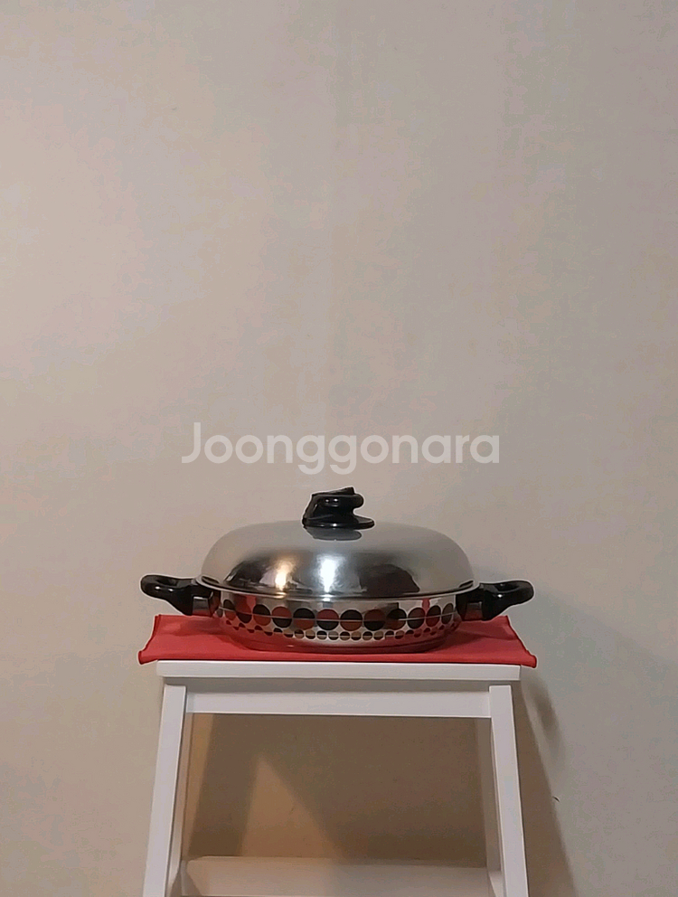 (중고)휘슬러 전골냄비 팝니다.(28cm)--0