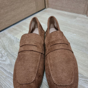 여성 스웨이드 로퍼 브라운 245mm 새상품