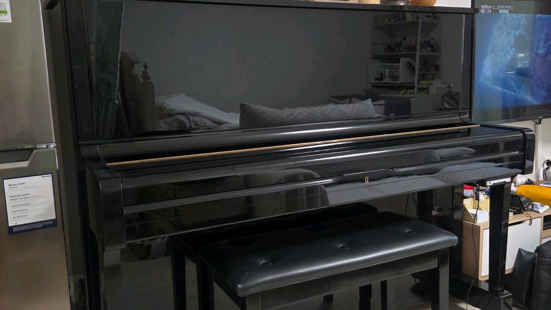 야마하 U1 사일런트 피아노 이미지