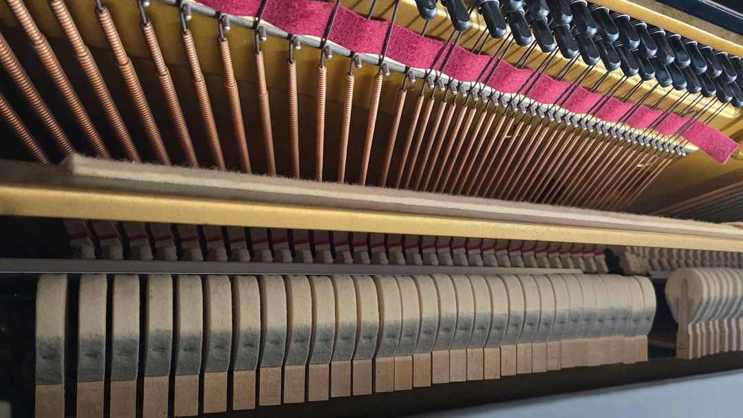 야마하 U1 사일런트 피아노 이미지