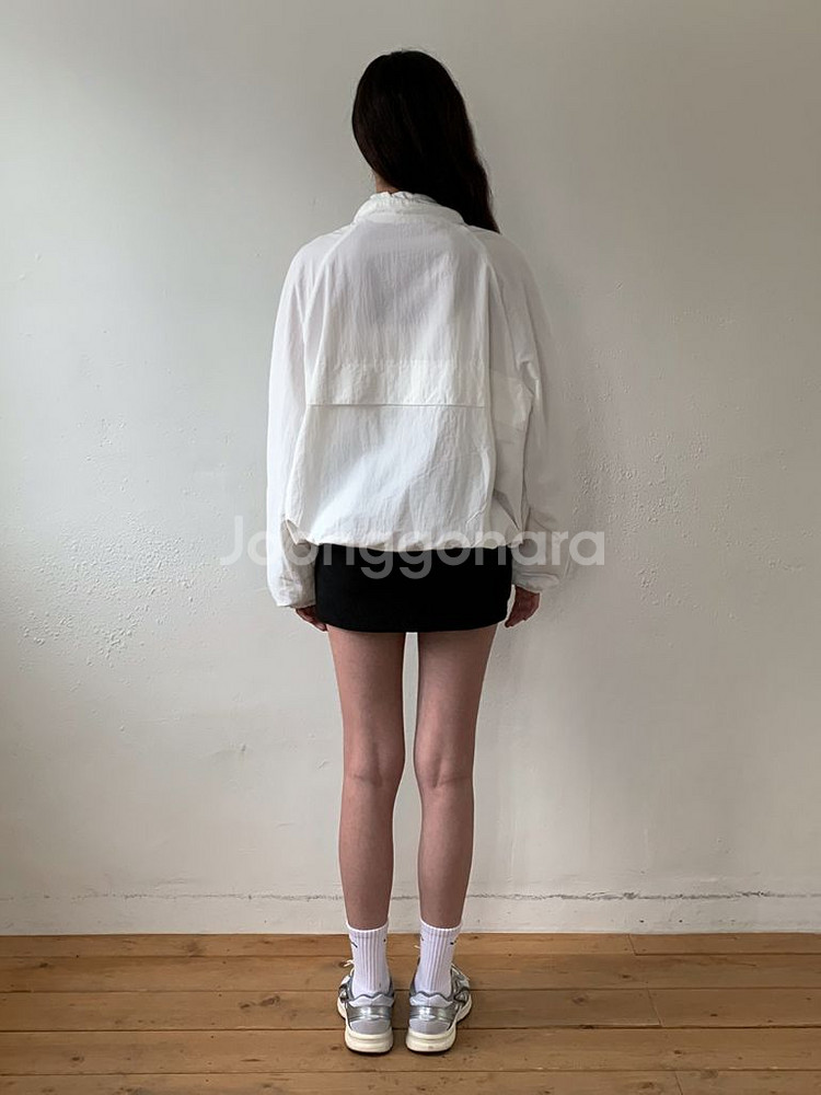 인지액티브 나일론 윈드브레이커 화이트--7