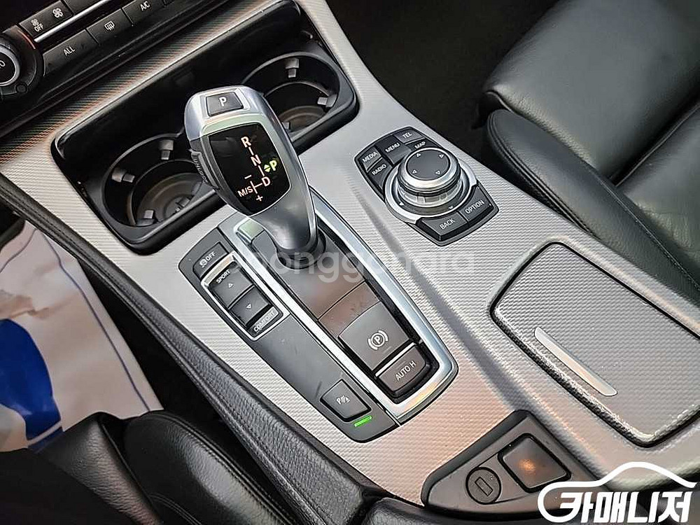 [BMW]5시리즈 (F10) 520d M 스포츠 #앱특--7
