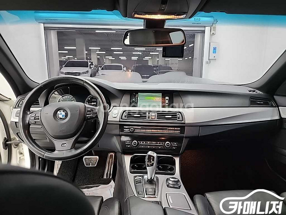 [BMW]5시리즈 (F10) 520d M 스포츠 #앱특--6