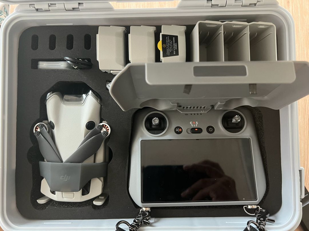 DJI 미니4 프로 플라이모어 플러스 콤보(대용량배터리--1