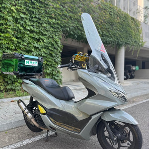 혼다 PCX125 ABS 22년식 6만km 세미튜닝