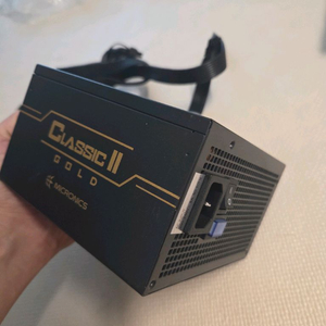 마이크로닉스 골드 850w 풀모듈러 택포 8.5