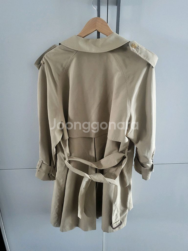 버버리 트렌치코트--1