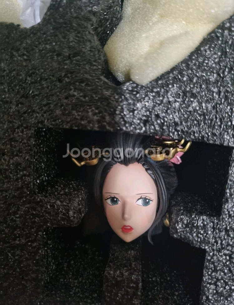 주오반 로빈 원피스 레진 피규어--1