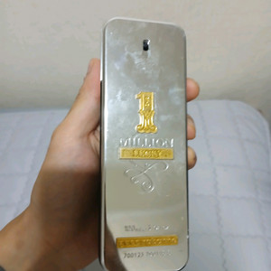 파코라반 원밀리언 럭키 100ml 택포10만원팝니다
