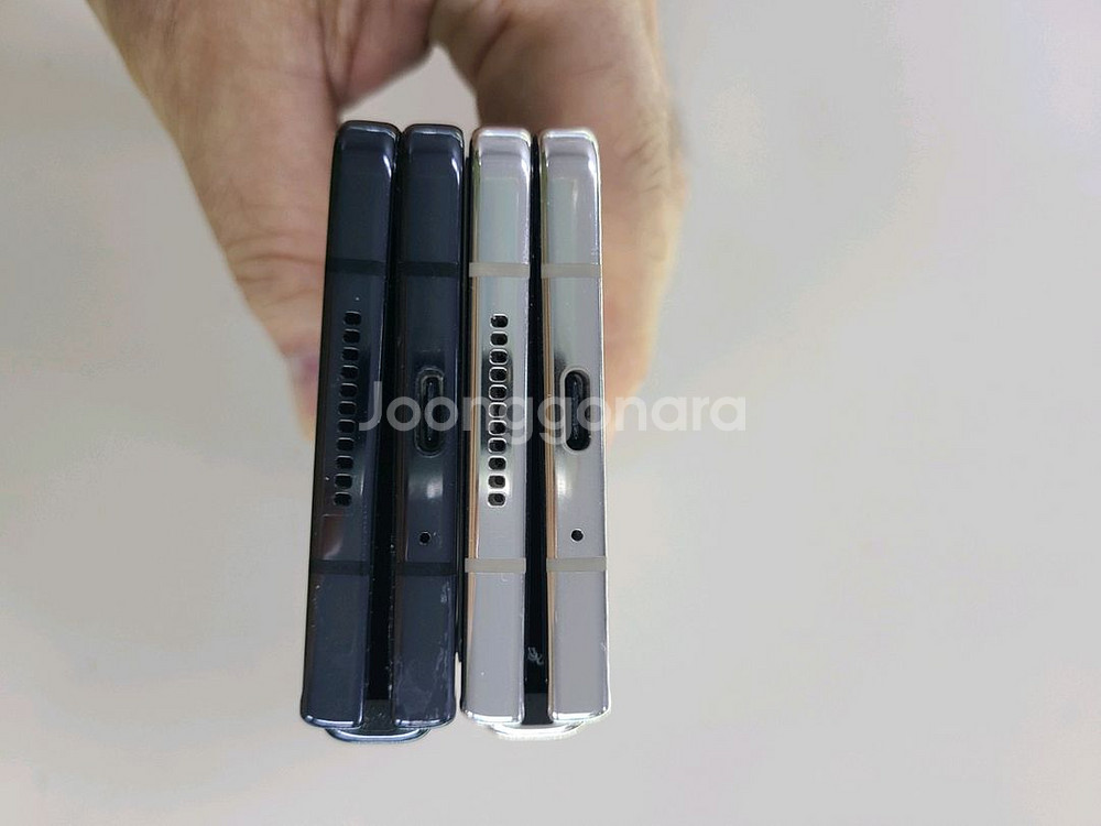 갤럭시폴드4 256G 512G 밧데리100프로 무찍힘--5