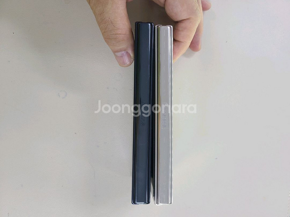 갤럭시폴드4 256G 512G 밧데리100프로 무찍힘--6