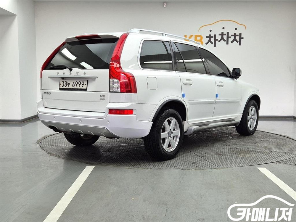 [볼보]XC90 2.4 D5 기본형 #앱특가 이미지