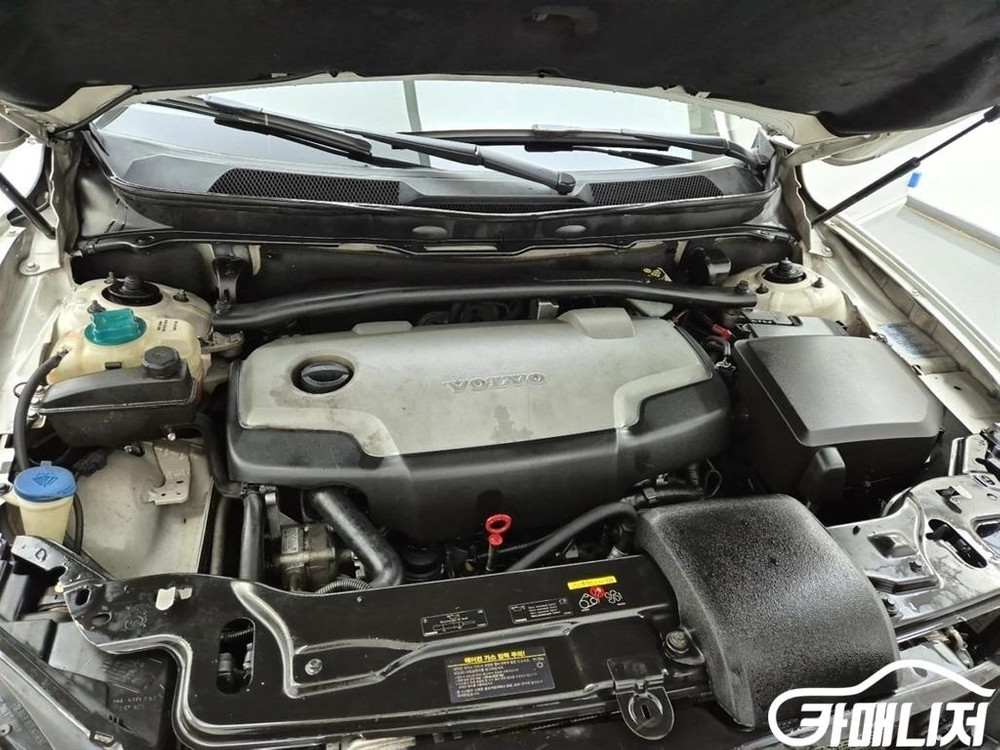 [볼보]XC90 2.4 D5 기본형 #앱특가 이미지