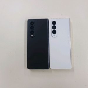 갤럭시폴드4 256G 밧데리100프로 무찍힘 상태최상