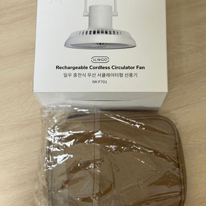 일우 미니 선풍기 팝니다 (리모컨포함/미개봉)