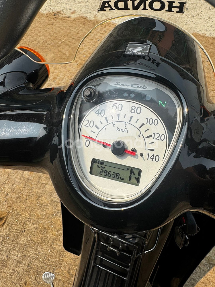 혼다 슈퍼커브110 23년식 2만Km 판매합니다.--9