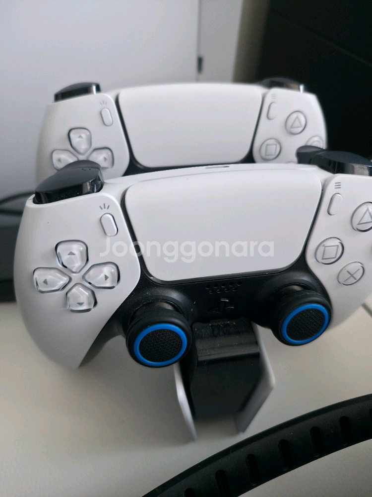 ps5 옥토패스 트래블러2 택포 3.5에 삽니다--0