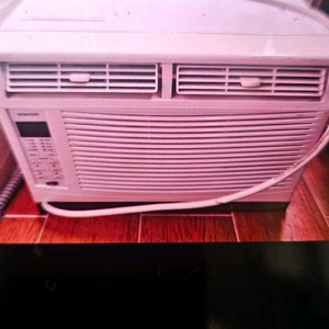 일렉트릭 창문형 에어컨 리모컨 호스포함 무척 시원합니다