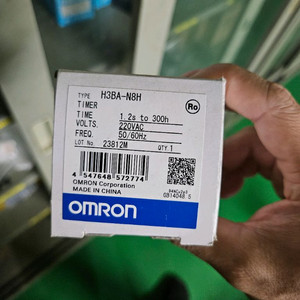 옴론 OMRON 타이머 H3BA-N8H AC220V