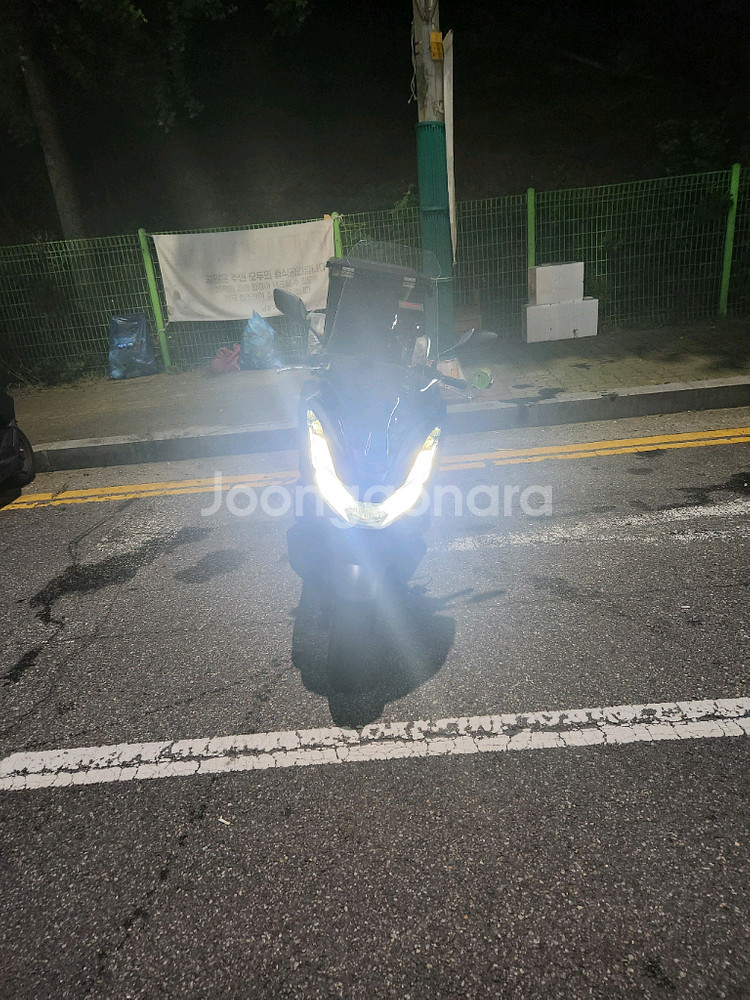 24년식 pcx125 팝니다--0