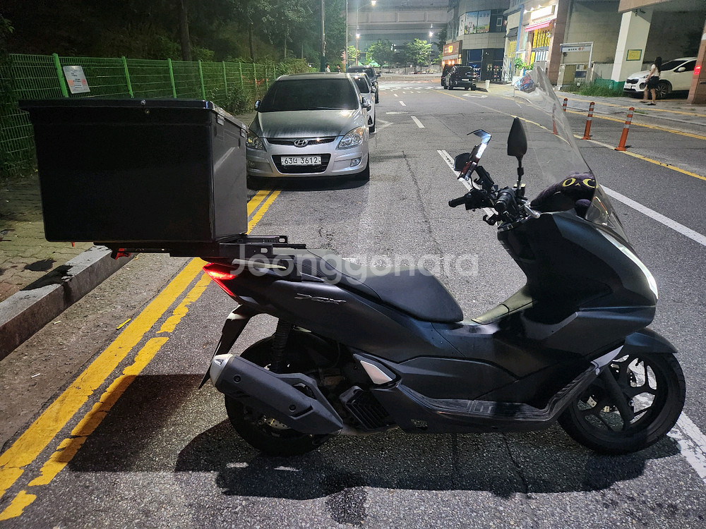 24년식 pcx125 팝니다--2