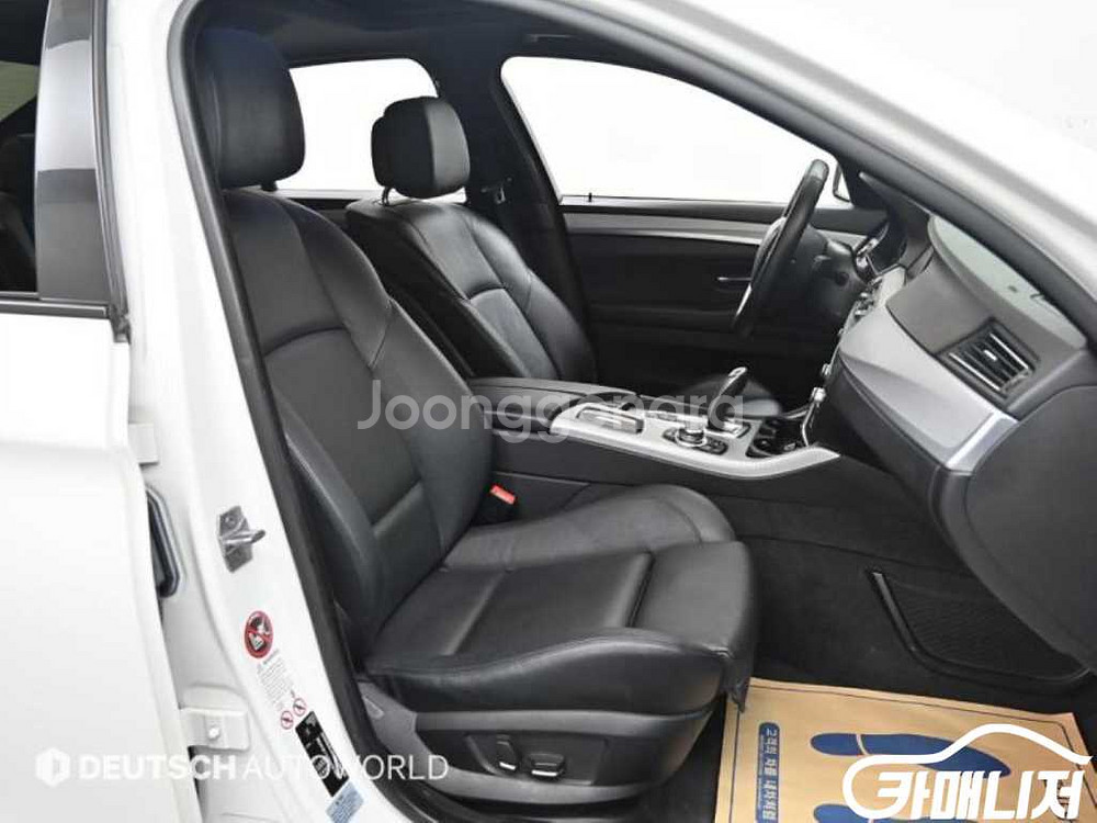 [BMW]5시리즈 (F10) 520d M 스포츠 #앱특--9
