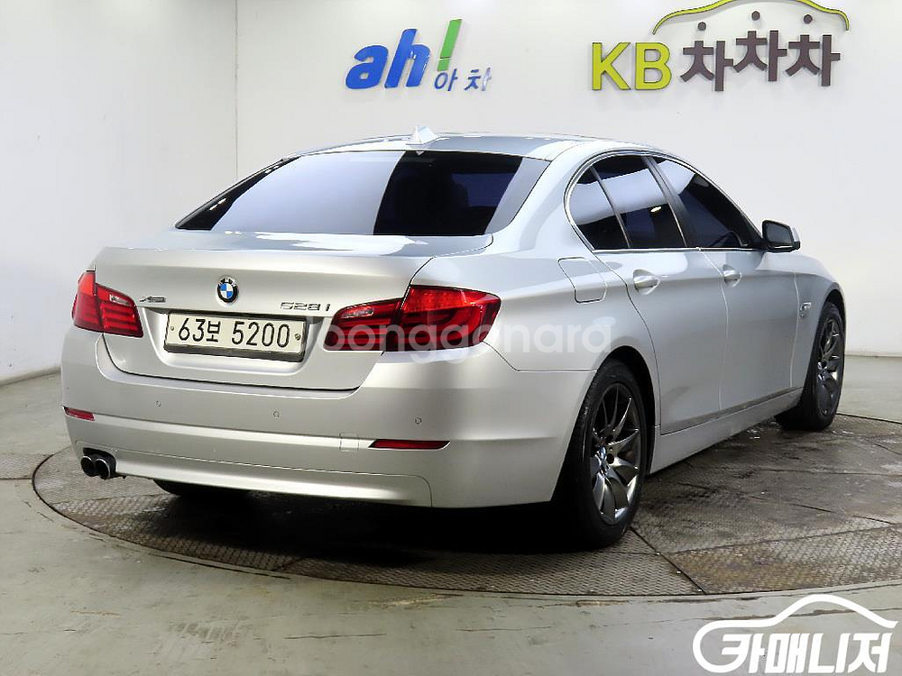 [BMW]5시리즈 (F10) 528i xDrive #앱--3