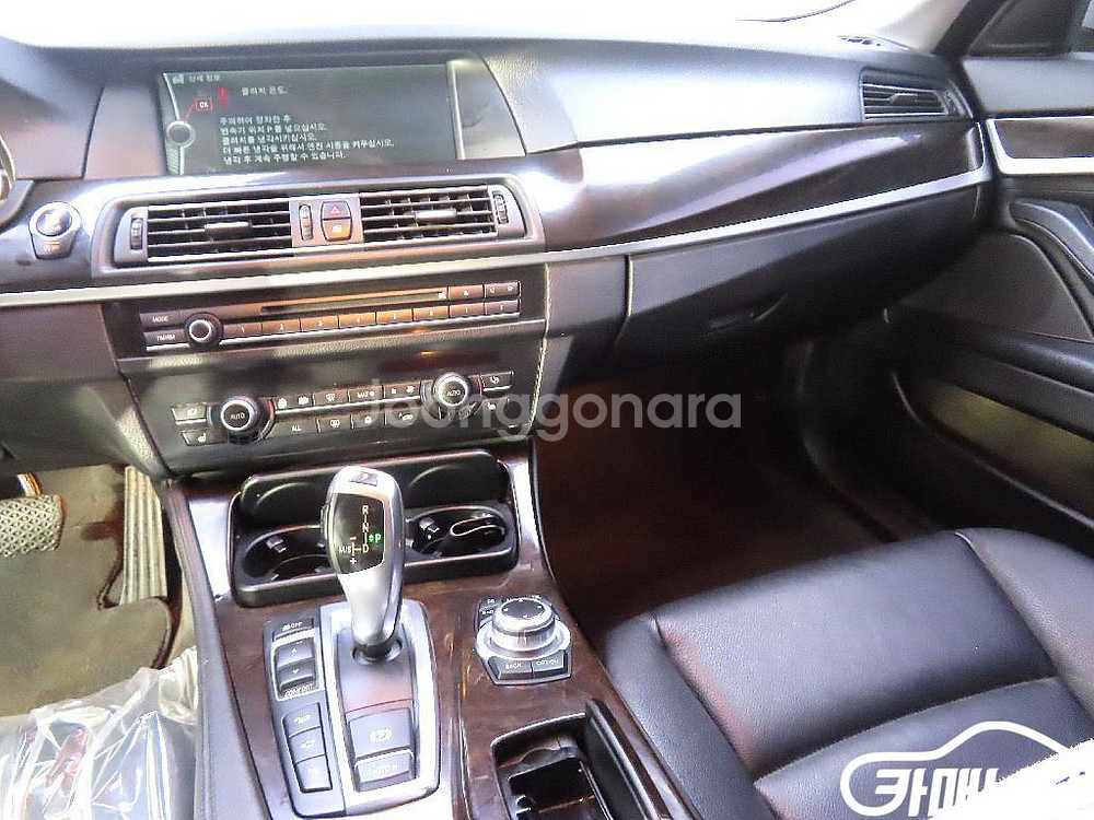 [BMW]5시리즈 (F10) 528i xDrive #앱--9