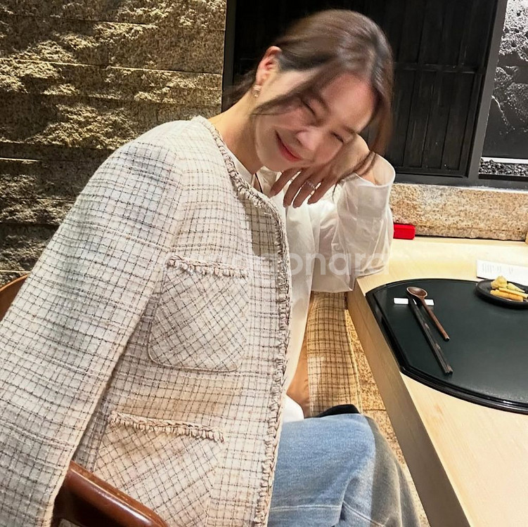 ceeci 씨에씨 plaid tweed 트위드 자켓--0