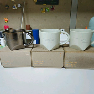 스타벅스 리저브 로스터리 머그컵 (밀라노/뉴욕/도쿄)