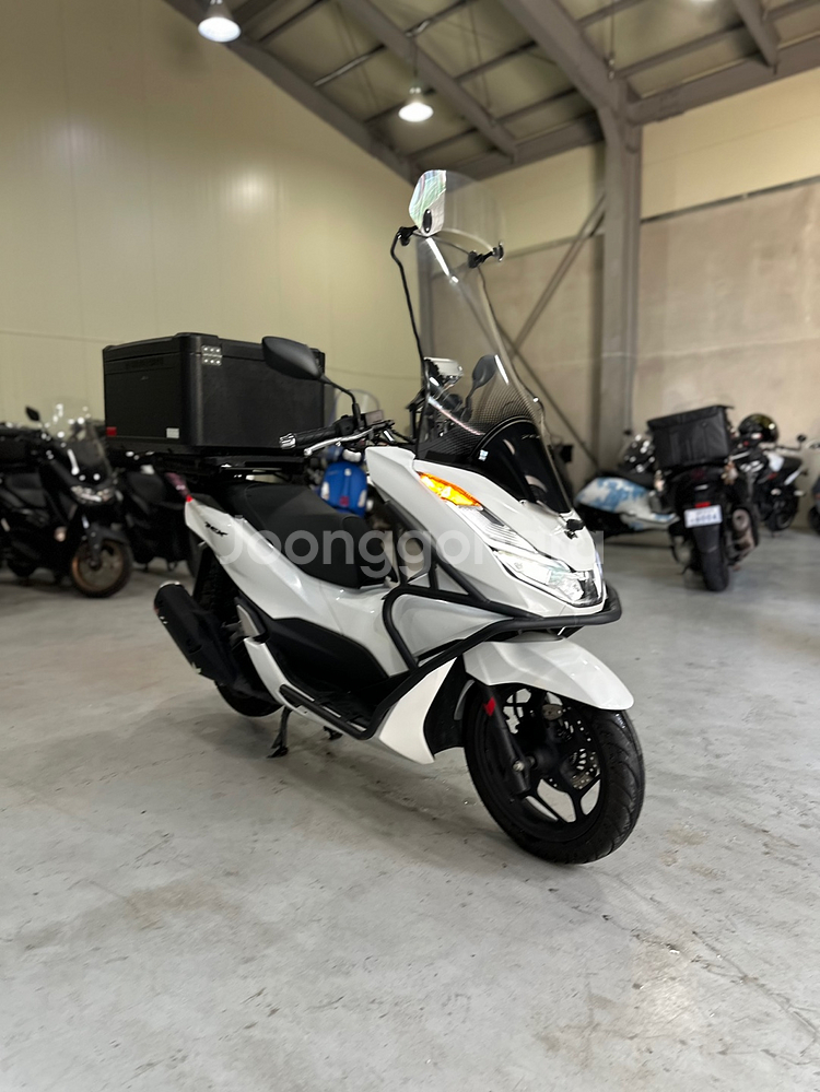 23년식 혼다 PCX125 ABS 1천Km 앞뒤블박--0