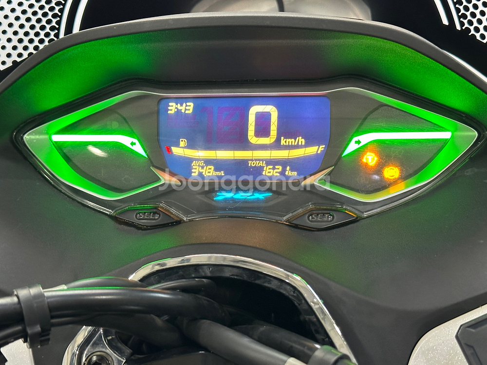 23년식 혼다 PCX125 ABS 1천Km 앞뒤블박--9