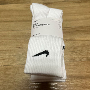 나이키 에브리데이 플러스쿠션 양말 M 새상품