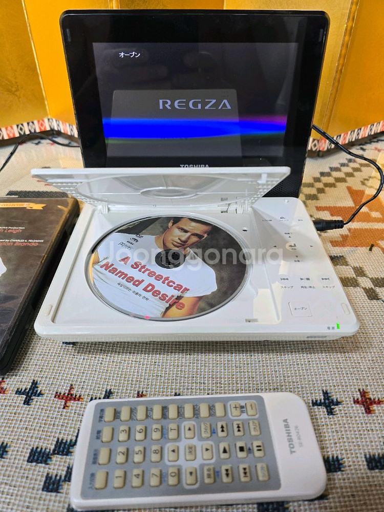 노트북형 도시바 DVD/CD 플레이어(SD-P77SW)--2