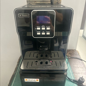 테라 커피머신 판매합니다