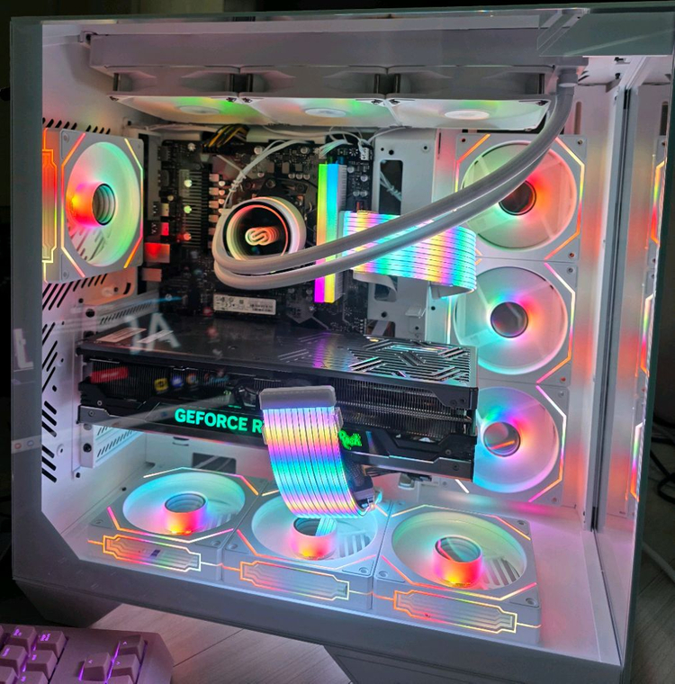 라이젠7 7800X3D RTX4080 본체 팝니다 이미지