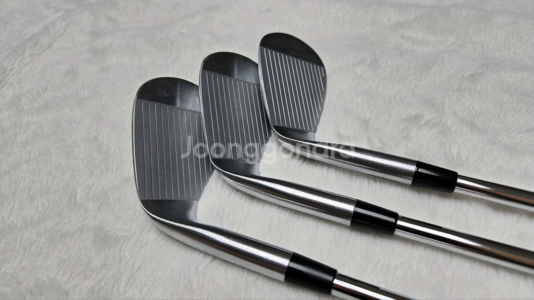 (신동품) 유루리 뉴투어 웨지 50 54 58도 세트--1