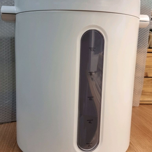 까사맘 무선 진공 쌀통 10kg(12L)