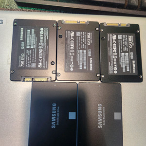 ssd<53>삼성ssd120g 5개묶음 판매 상태좋음