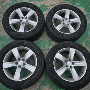 부산 베라크루즈 순정18인치 휠타이어셋트판매합니다