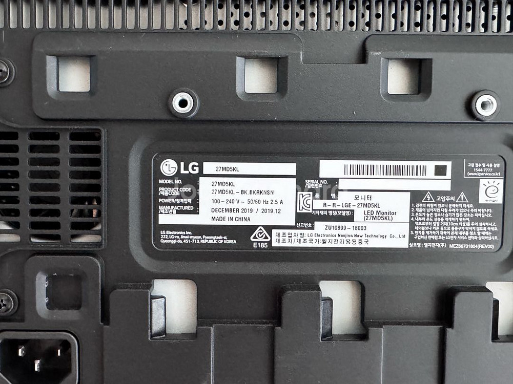 LG 울트라파인 27인치 5K 모니터 27MD5KL--4
