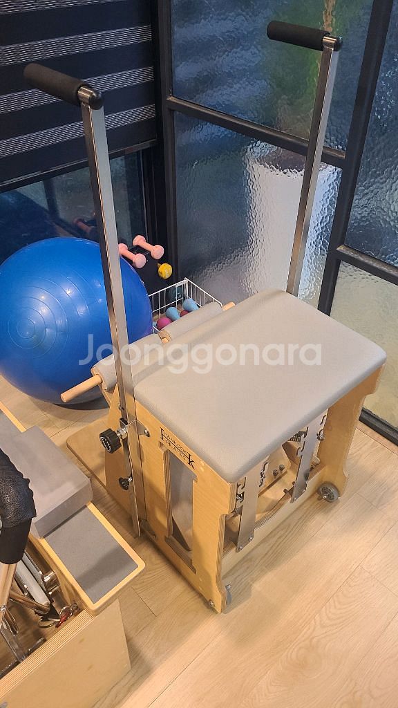 한국필레테스 기구 4종(캐딜락/접이식바렐/리포머/체어)--2