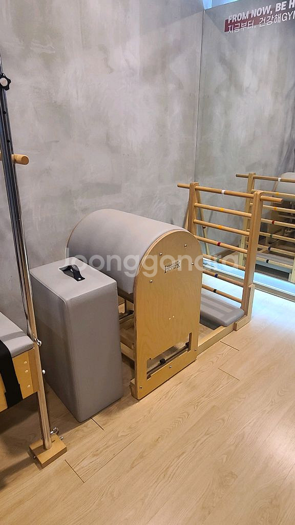한국필레테스 기구 4종(캐딜락/접이식바렐/리포머/체어)--0