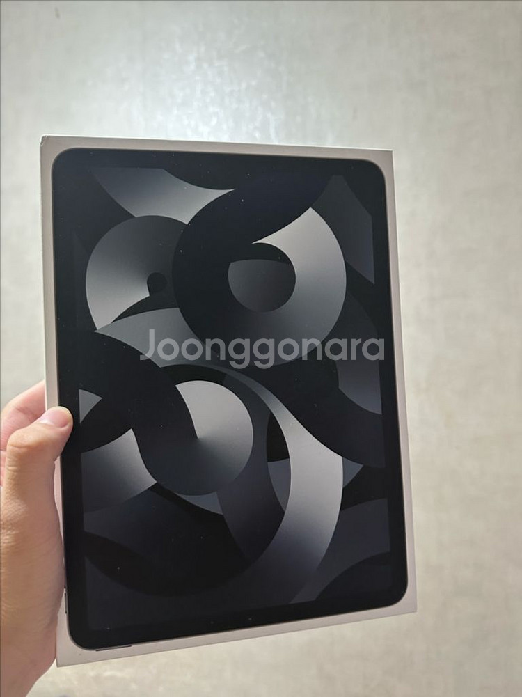 아이패드 에어5 64GB 와이파이 스페이스그레이--1