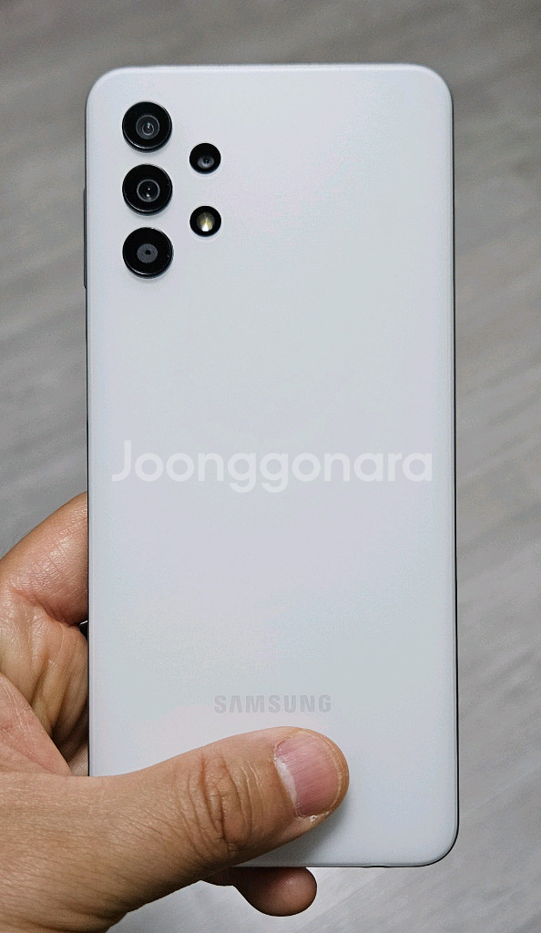 갤럭시 점프 화이트 128GB 싸게 팝니다.--1