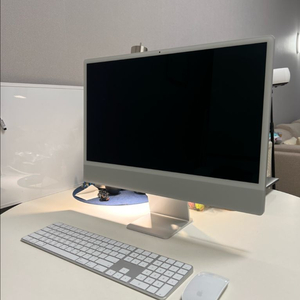 아이맥 iMac M3 24GB RAM / 2TB SSD